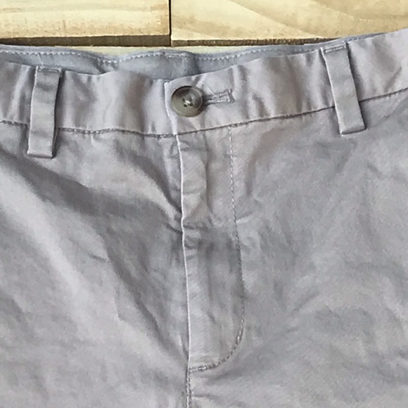 Youth Vineyard vines khaki shorts - Picture 2 of 4